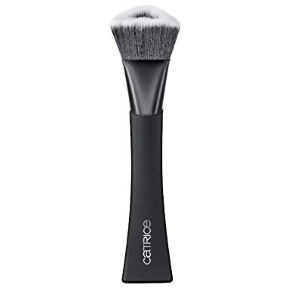 Ulta Beauty Complexion Crush Foundation & Catrice Triangle Artist Makeup Brush